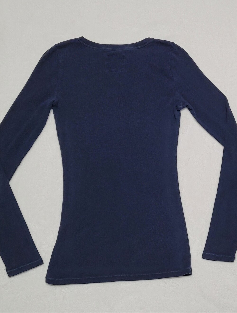 Elena Gilbert Vampire Diaries Vintage Y2K Hollister Navy Blue Button V-neck Top - Picture 5 of 9